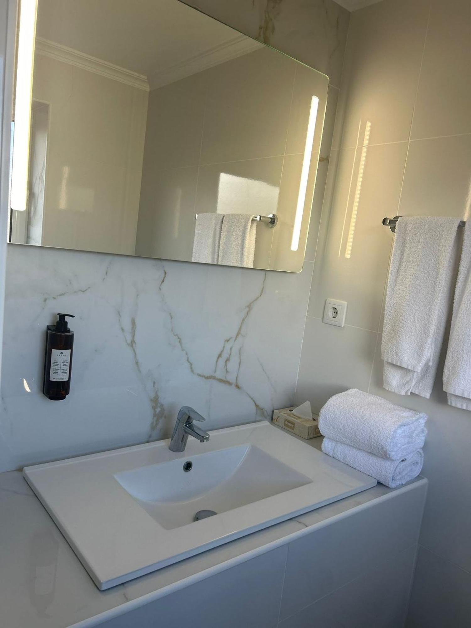 פונשל Sao Francisco Accommodation מראה חיצוני תמונה