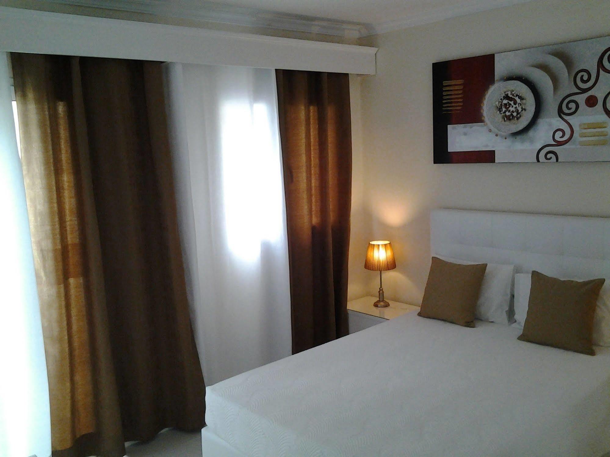 פונשל Sao Francisco Accommodation מראה חיצוני תמונה